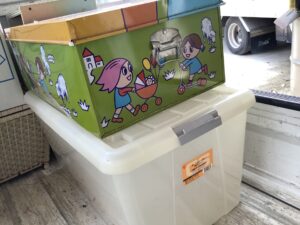 勝田郡勝央町で引き取り回収から処分までした不用品の収納ケース