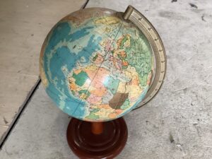 久米郡美咲町で引き取り回収から処分までした不用品の地球儀