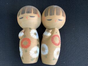 久米郡美咲町で引き取り回収から処分までした不用品のこけし