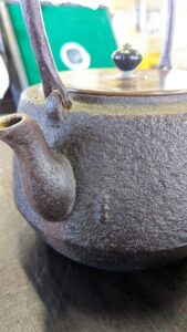 和気郡和気町で引き取り回収から処分までした不用品の土瓶