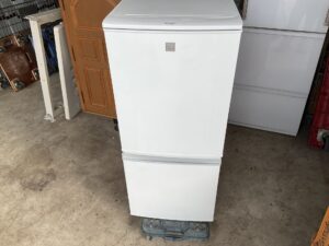 新見市草間で引き取り回収から処分までした冷蔵庫