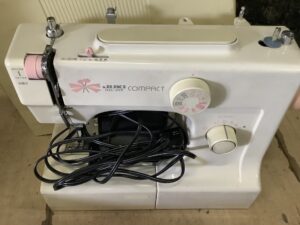 久米郡久米南町でミシンの引き取りから処分までさせて頂きました。