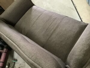 備前市伊里中で引き取り回収から処分までしたソファー