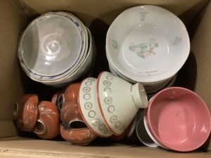 井原市井原町で引き取り回収から処分までした食器