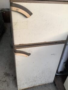 浅口市で冷蔵庫の回収から処分までさせて頂きました。