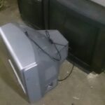 新見市下熊谷で回収したテレビ