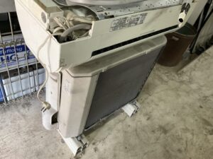 新見市土橋で回収したエアコン