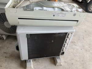 新見市足見で回収したエアコン