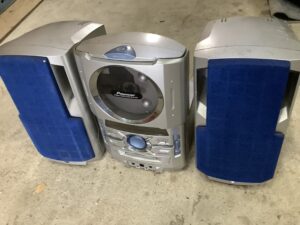 赤磐市下市で引き取り回収から処分までしたオーディオ