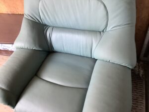 和気郡和気町で引き取り回収から処分までしたソファー