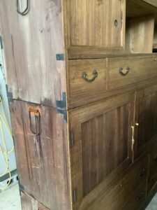 井原市東江原町で引き取り回収から処分まで致しましたタンス