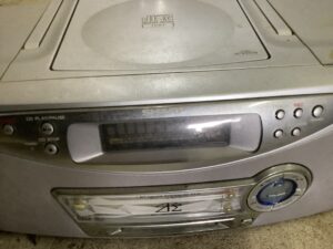 浅口市鴨方町で引き取り回収から処分までしたオーディオ