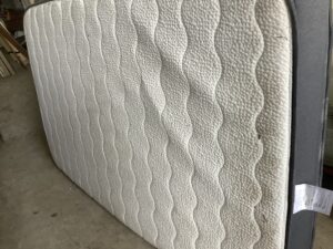 笠岡市二番町で引き取り回収から処分までしたマットレス