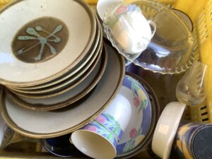 岡山市北区で引き取り回収から処分までした食器