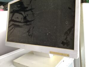 総社市中央で引き取り回収から処分までしたパソコンモニター