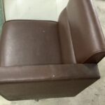 岡山市中区沖元で回収したソファー