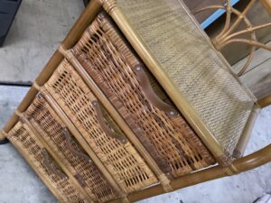 新見市新見で引き取り回収から処分までした家具