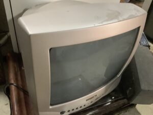 新見市新見で引き取り回収から処分までしたテレビ