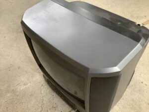 美作市中尾で引き取り回収から処分までしたテレビ