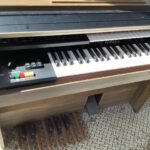 新見市草間でオルガンの回収から処分までさせて頂きました。