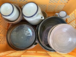 井原市井原町で引き取り回収から処分までした食器