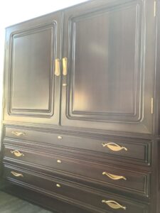 加賀郡吉備中央町で引き取り回収から処分までしたタンス