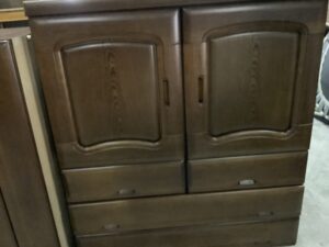 勝田郡奈義町で引き取り回収から処分までしたタンス