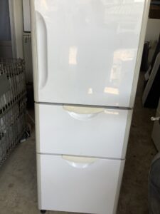 勝田郡奈義町で引き取り回収から処分までした冷蔵庫