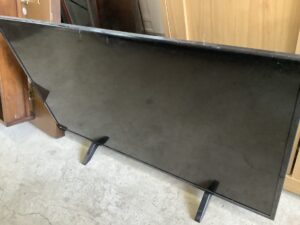 新見市草間で引き取り回収から処分までしたテレビ