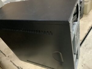 笠岡市三番町で引き取り回収から処分までしたパソコン本体