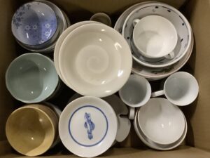 総社市中央で引き取り回収から処分までした食器