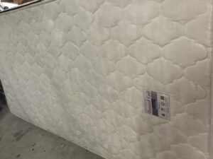 備前市伊里中で引き取り回収から処分までしたマットレス
