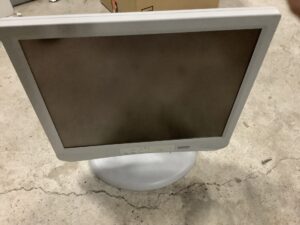 倉敷市真備町で引き取り回収から処分までしたパソコンモニター