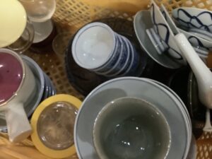 苫田郡鏡野町で引き取り回収から処分までした食器