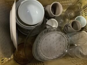 久米郡久米南町で引き取り回収から処分までした食器