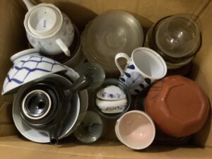 美作市栄町で引き取り回収から処分までした食器