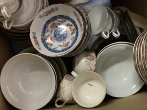 久米郡美咲町で引き取り回収から処分までした食器
