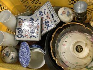 苫田郡鏡野町で引き取り回収から処分までした食器